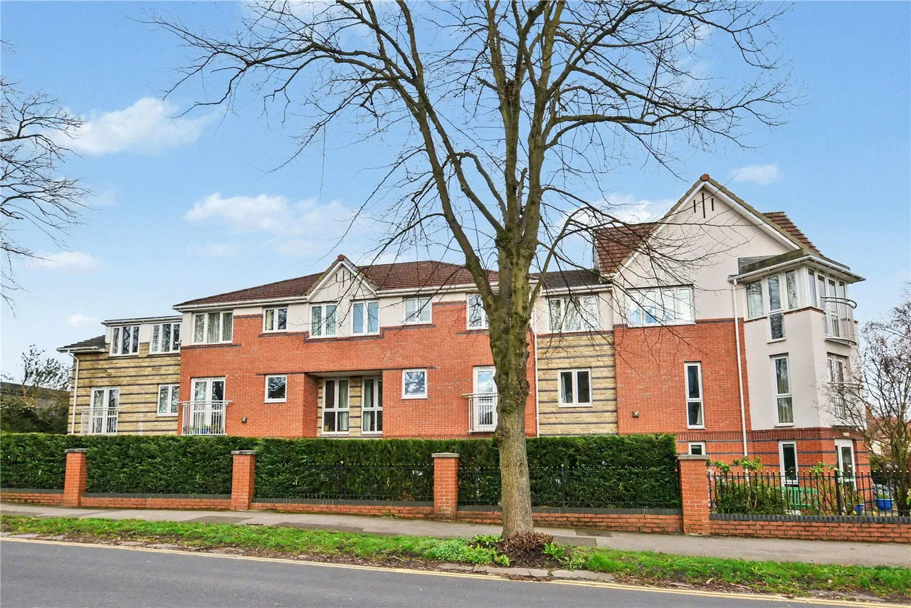 1 bed flat for sale, Off Street Lane, Roundhay, LS8