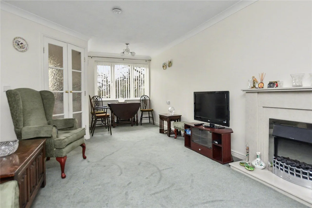 Off Street Lane, Roundhay, LS8, photo 2