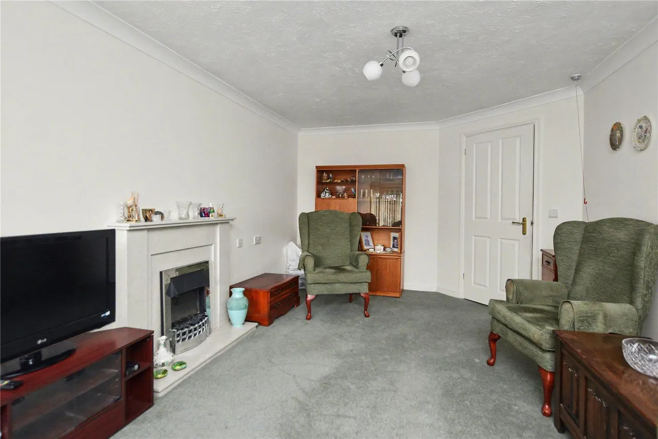 Off Street Lane, Roundhay, LS8, photo 3