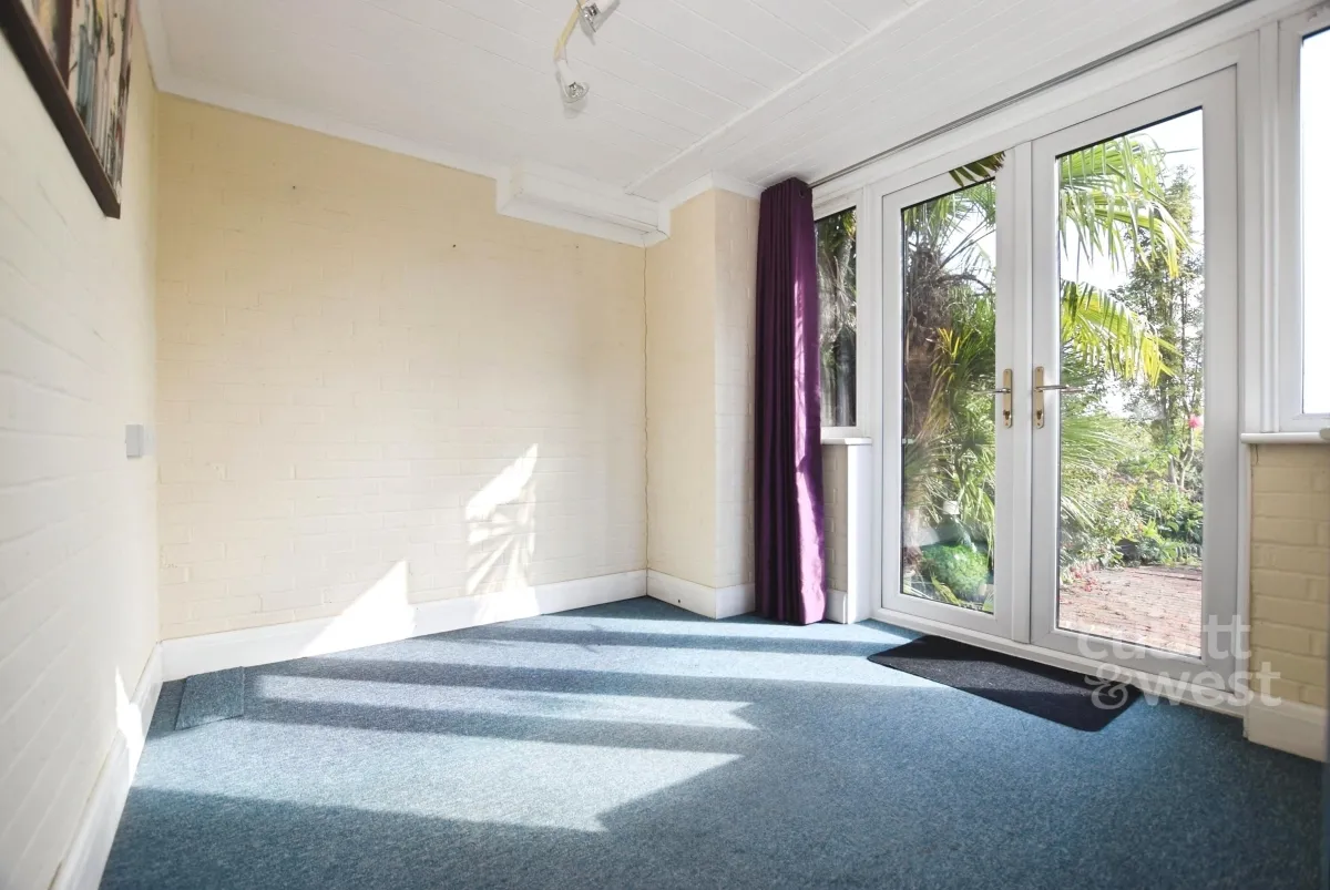 The Willows Station Road, RH20, photo 14