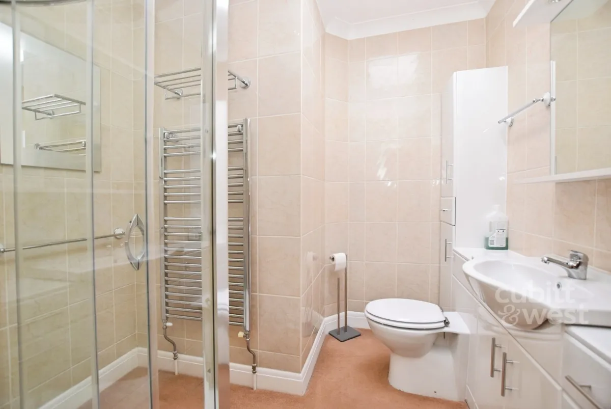 The Willows Station Road, RH20, photo 5