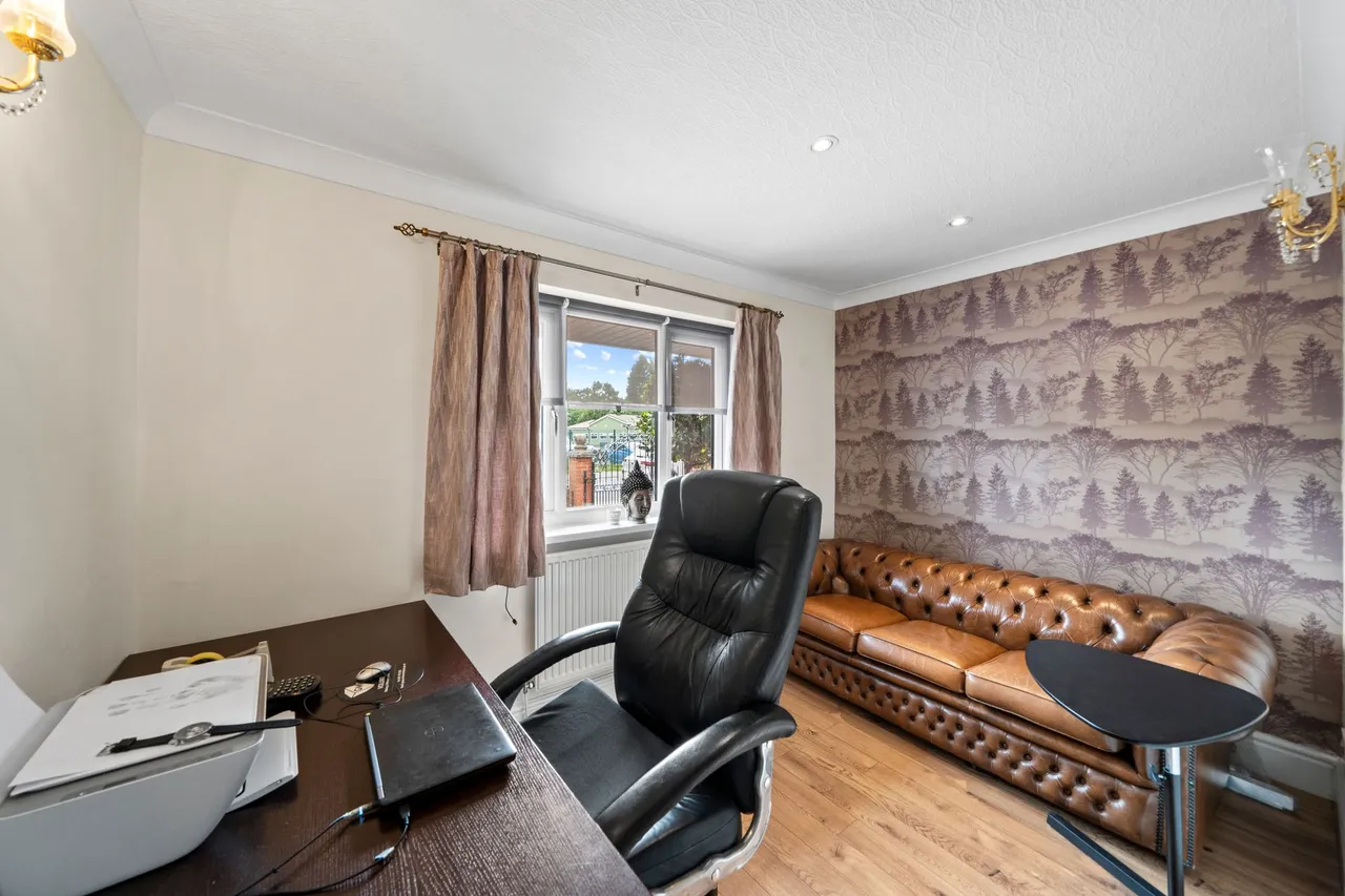 Nicol Road, Ashton-In-Makerfield, Wigan, Wigan, WN4 8LU, photo 5