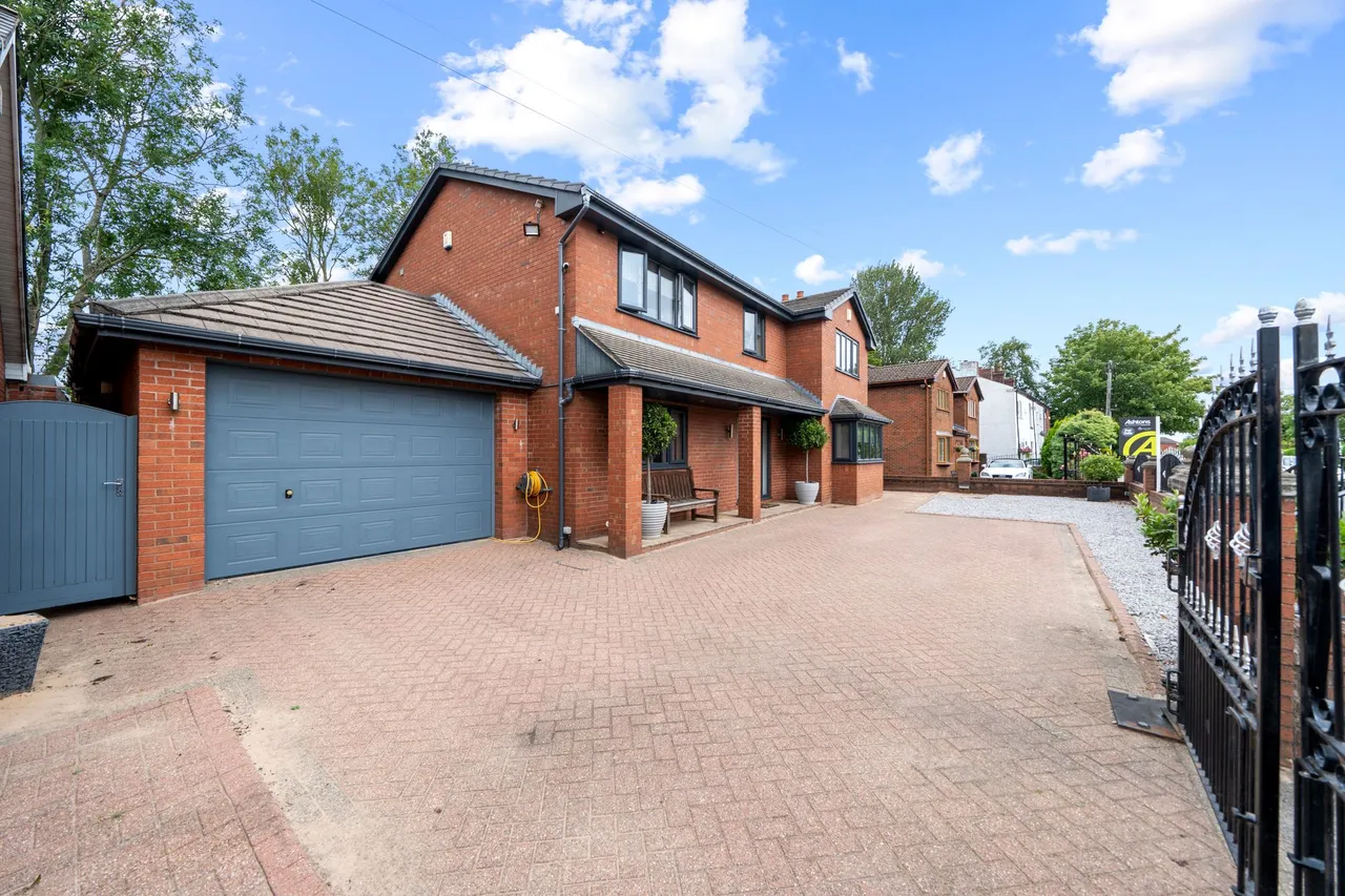 Nicol Road, Ashton-In-Makerfield, Wigan, Wigan, WN4 8LU, photo 31