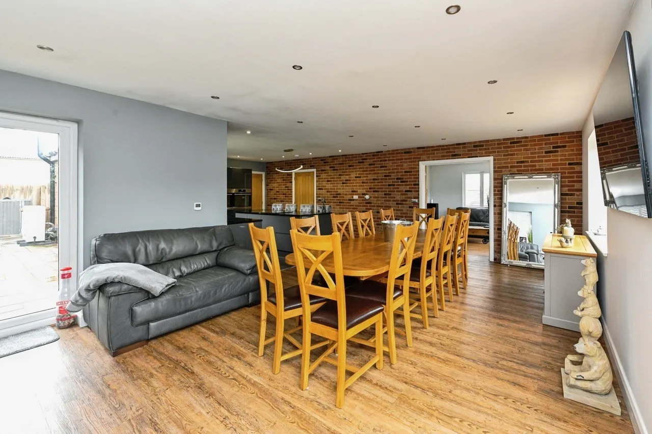 Orchard Gardens, Upwell, Wisbech, Norfolk, PE14, photo 10