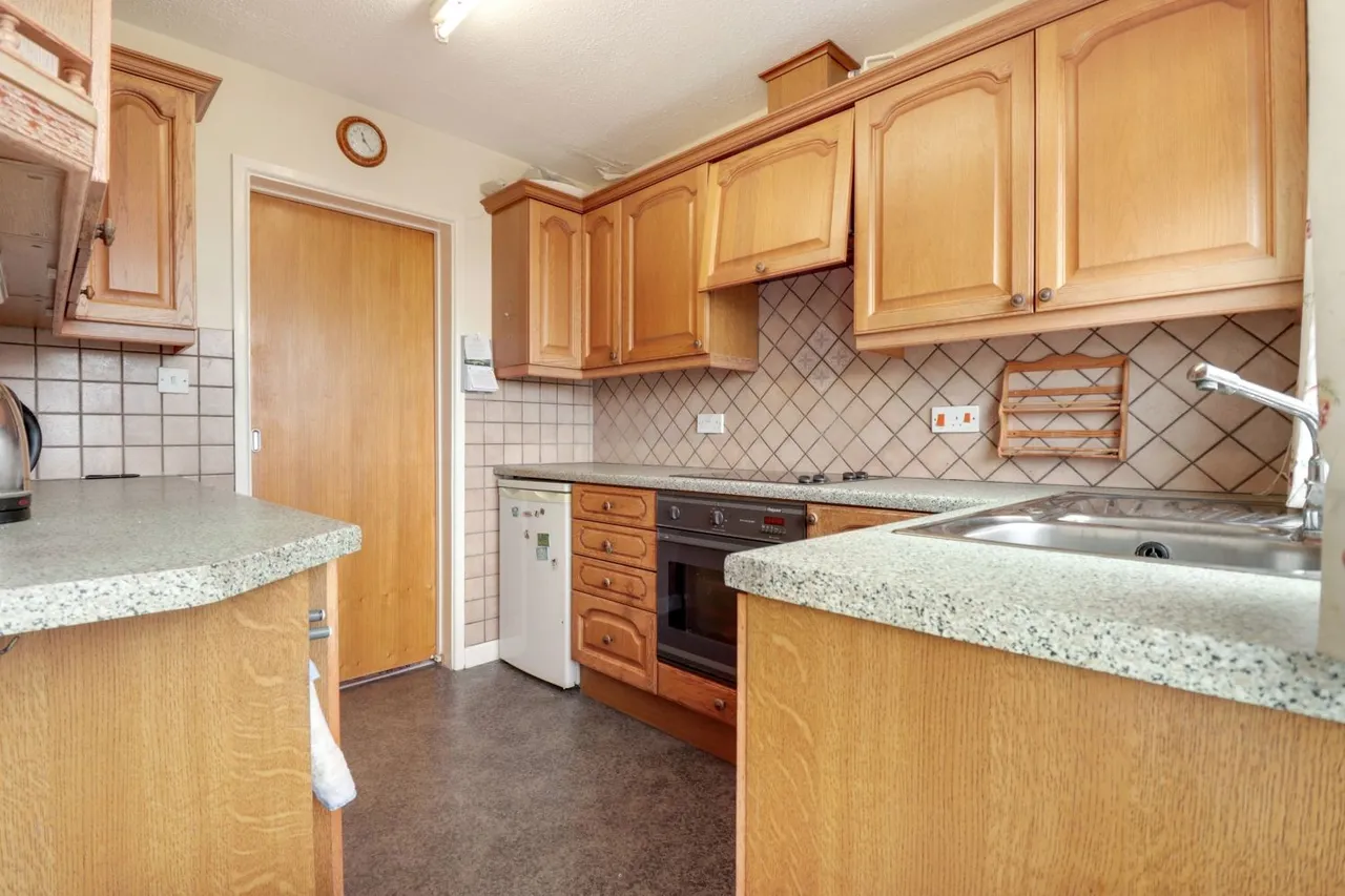 Chichester Close, Exmouth, EX8, photo 8