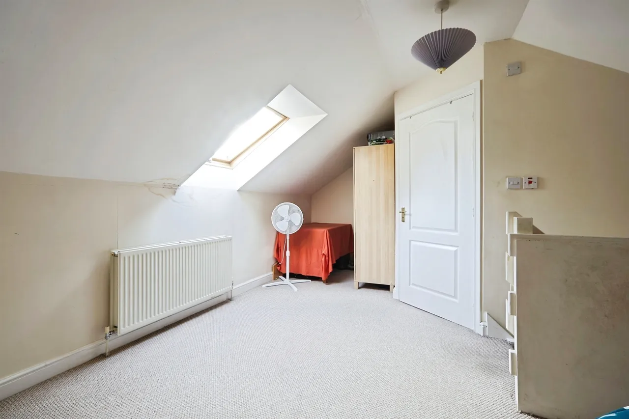 Holland Park, Bradford, BD9, photo 12