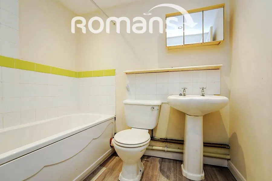 Clarendon Drive, Royal Wootton Bassett, SN4, photo 5