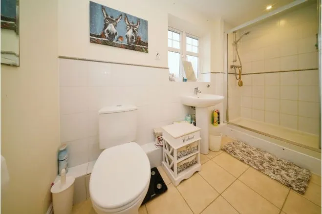 Oxford Close, Romford, RM2, photo 16