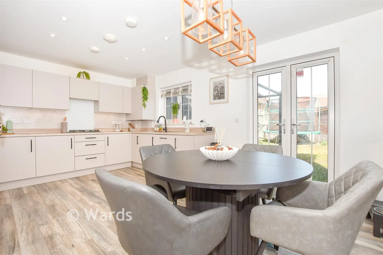 Bramble Close, Coxheath, ME17, photo 2