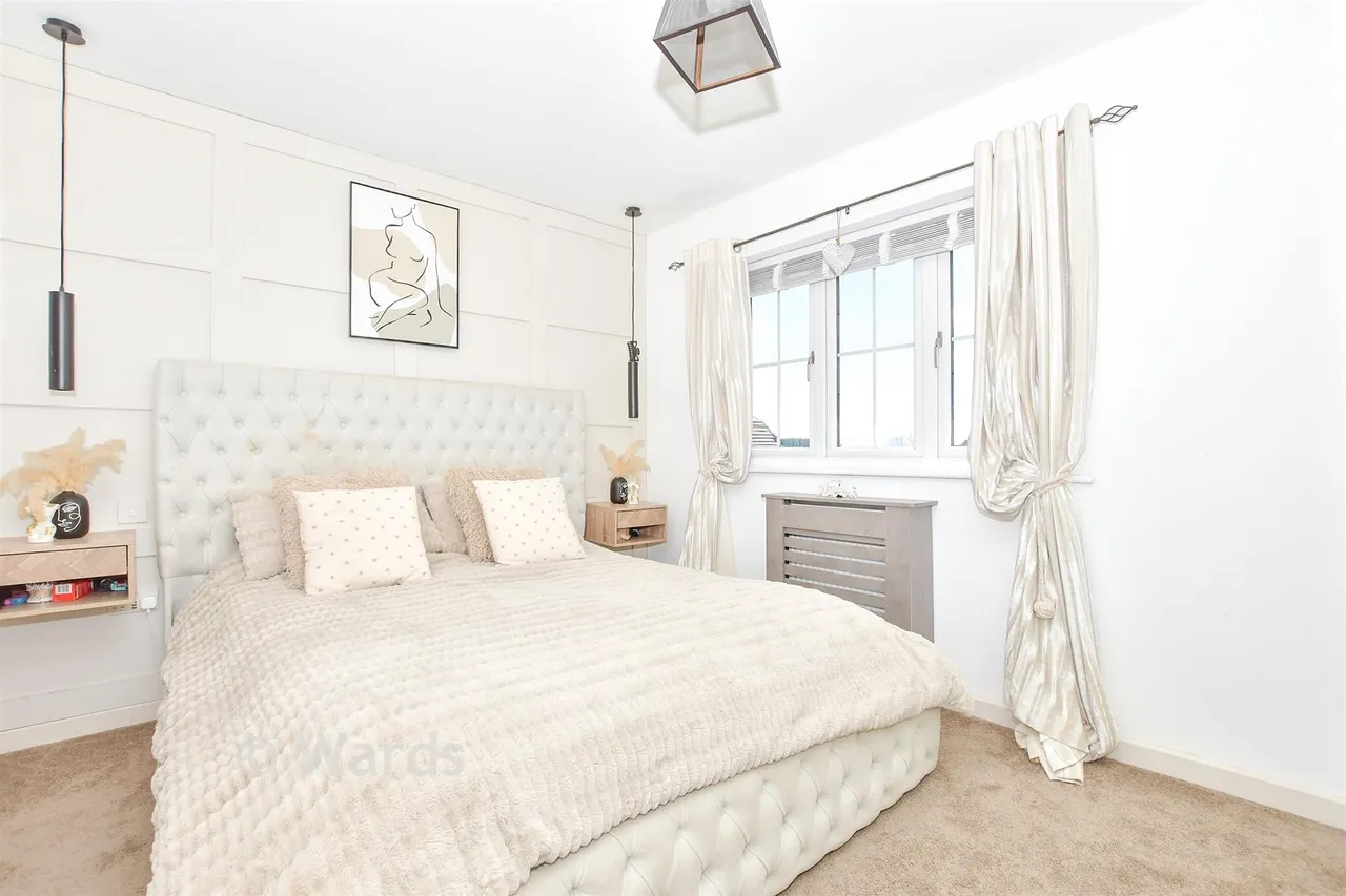 Bramble Close, Coxheath, ME17, photo 9