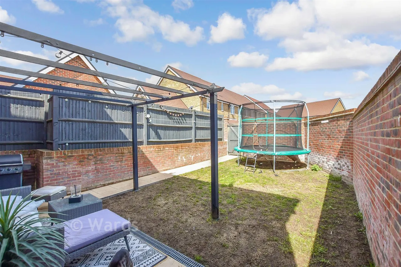 Bramble Close, Coxheath, ME17, photo 5