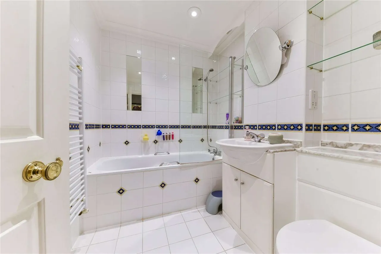 Eton Avenue, Belsize Park, London, NW3 3EL, photo 10