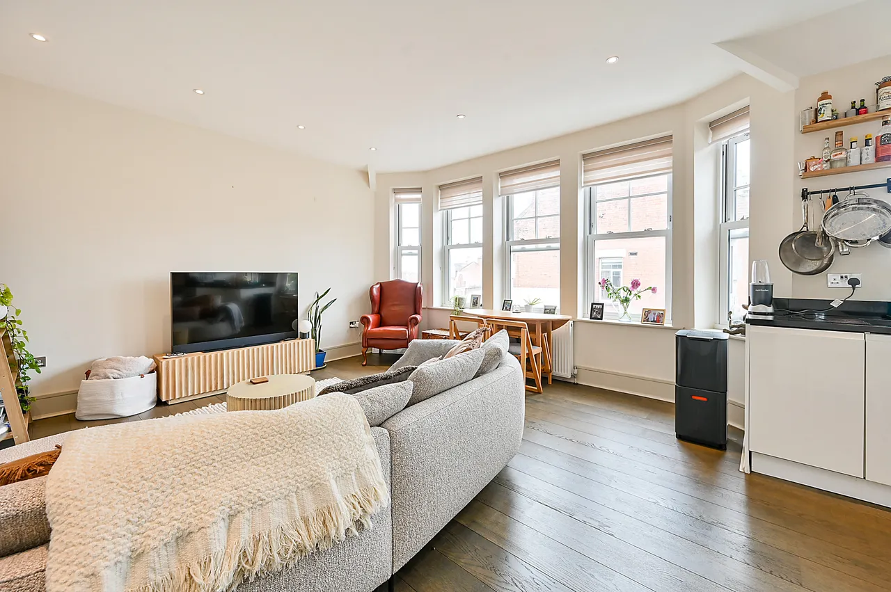 Flat 3, 31 Garfield Road, Twickenham, photo 3