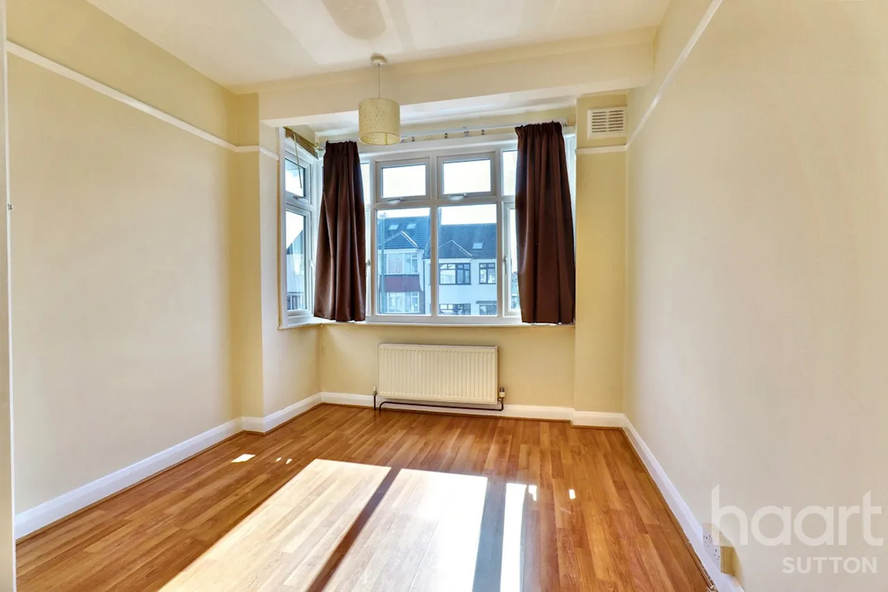 Dibdin Road, SM1, photo 10