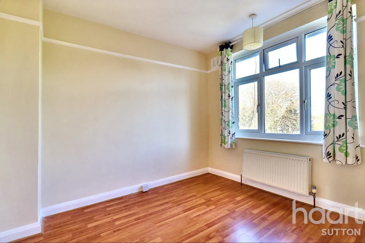 Dibdin Road, SM1, photo 9