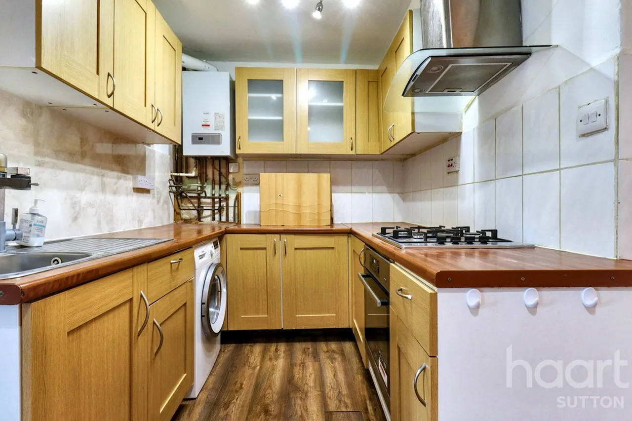 Dibdin Road, SM1, photo 5