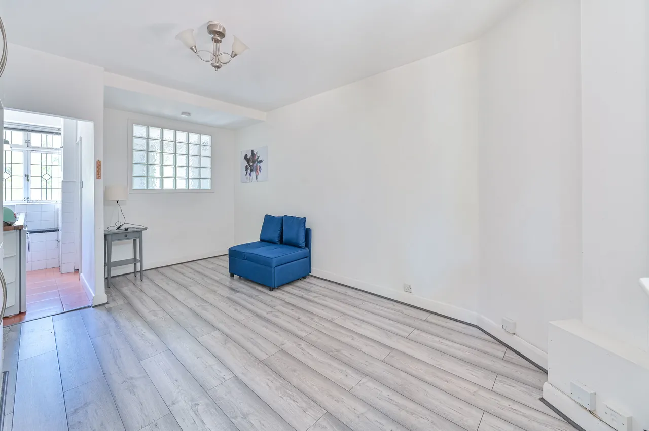 10 Tudor Close, Brixton Hill, London, photo 9