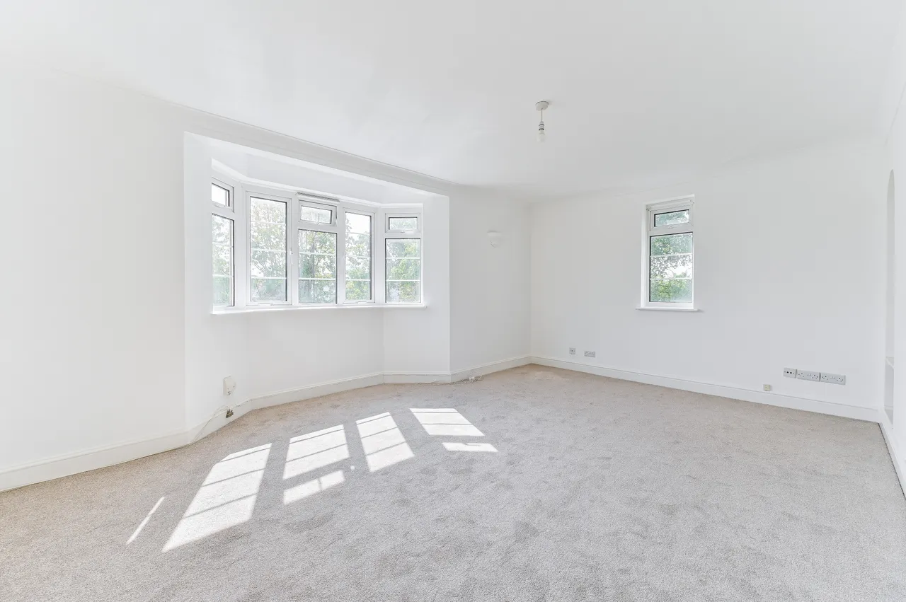 7 Trafalgar Court, West Barnes Lane, New Malden, photo 4
