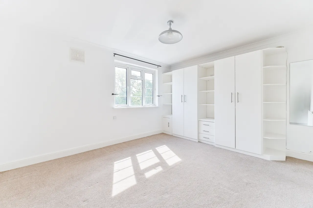 7 Trafalgar Court, West Barnes Lane, New Malden, photo 9