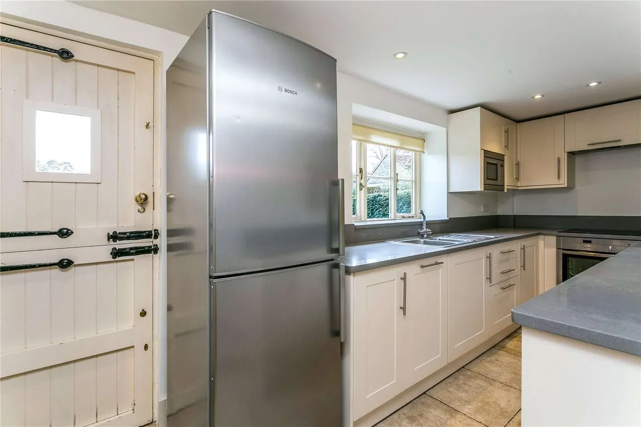 Hambleden, Henley-on-Thames, Oxfordshire, RG9 6RT, photo 5
