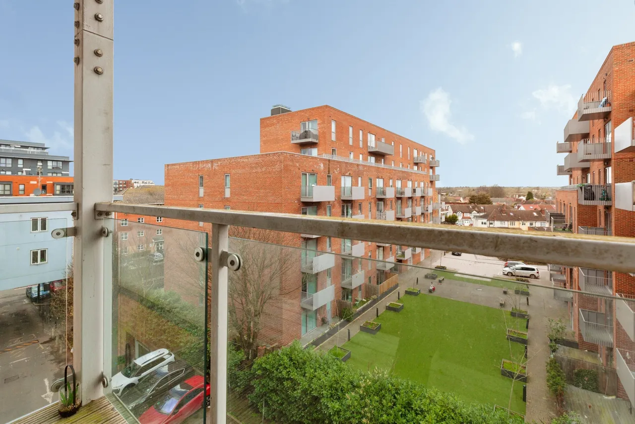 Mill Street, Slough, SL2, photo 19