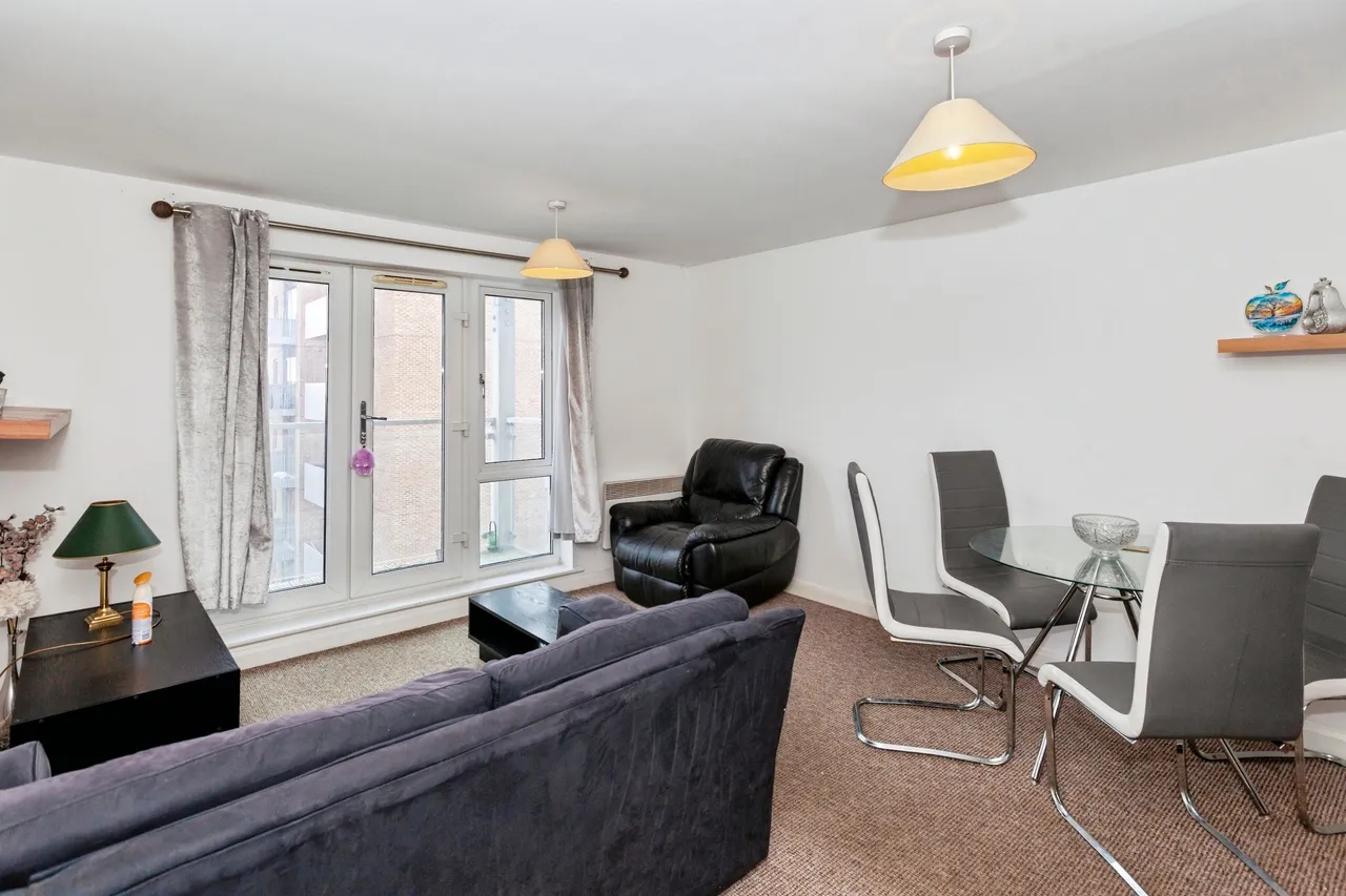 Mill Street, Slough, SL2, photo 6