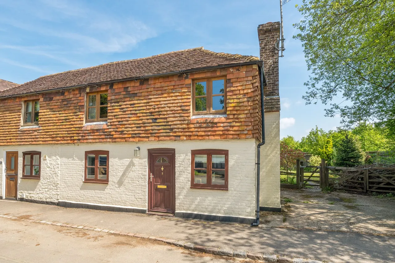 1 bed property for sale, Petworth Road, Kirdford, RH14