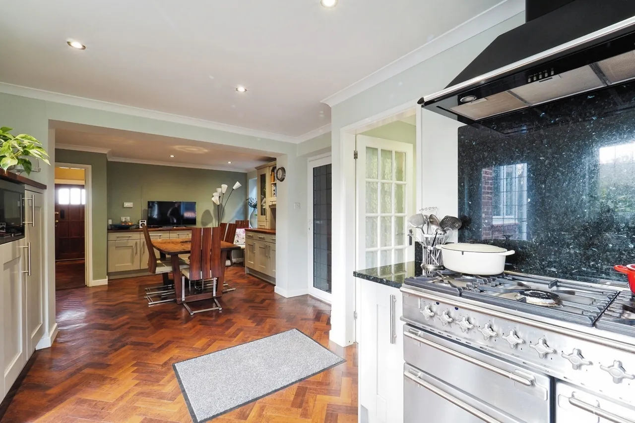 Wollaton Road, Wollaton, Nottingham, NG8, photo 6