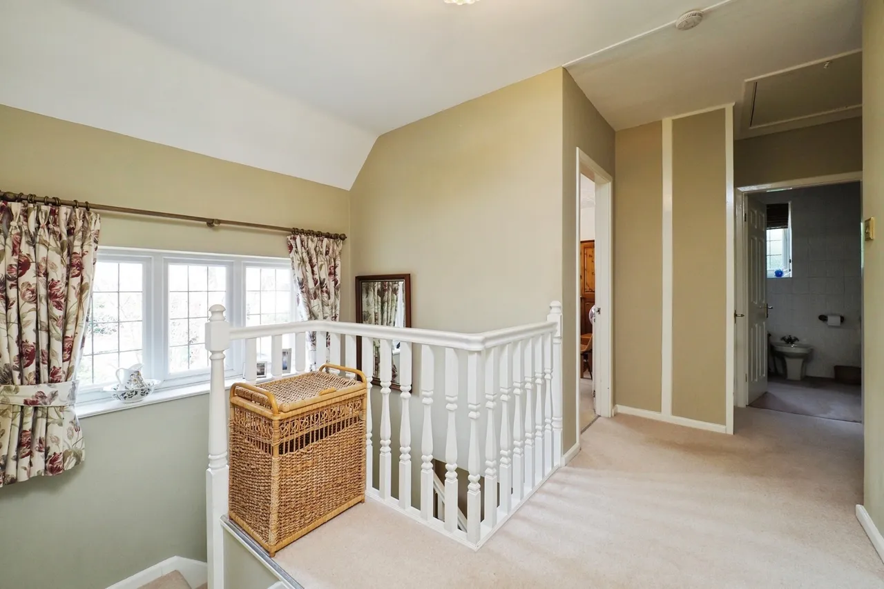Wollaton Road, Wollaton, Nottingham, NG8, photo 12