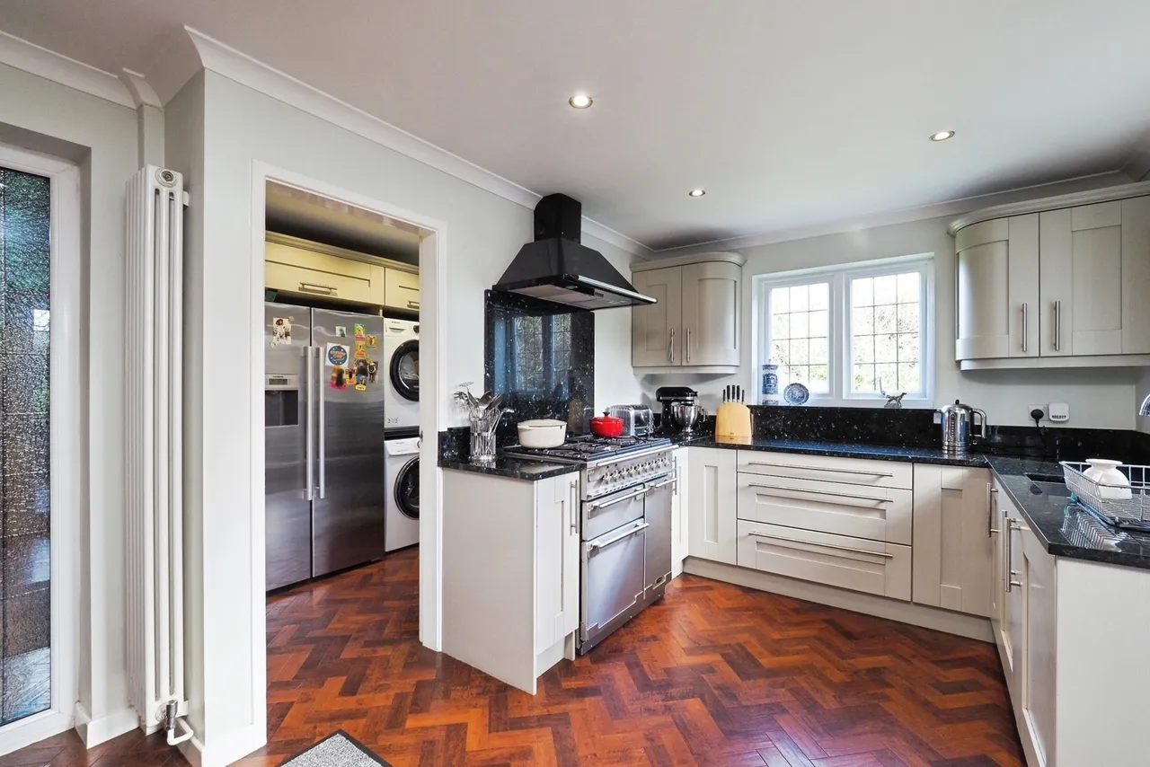 Wollaton Road, Wollaton, Nottingham, NG8, photo 4