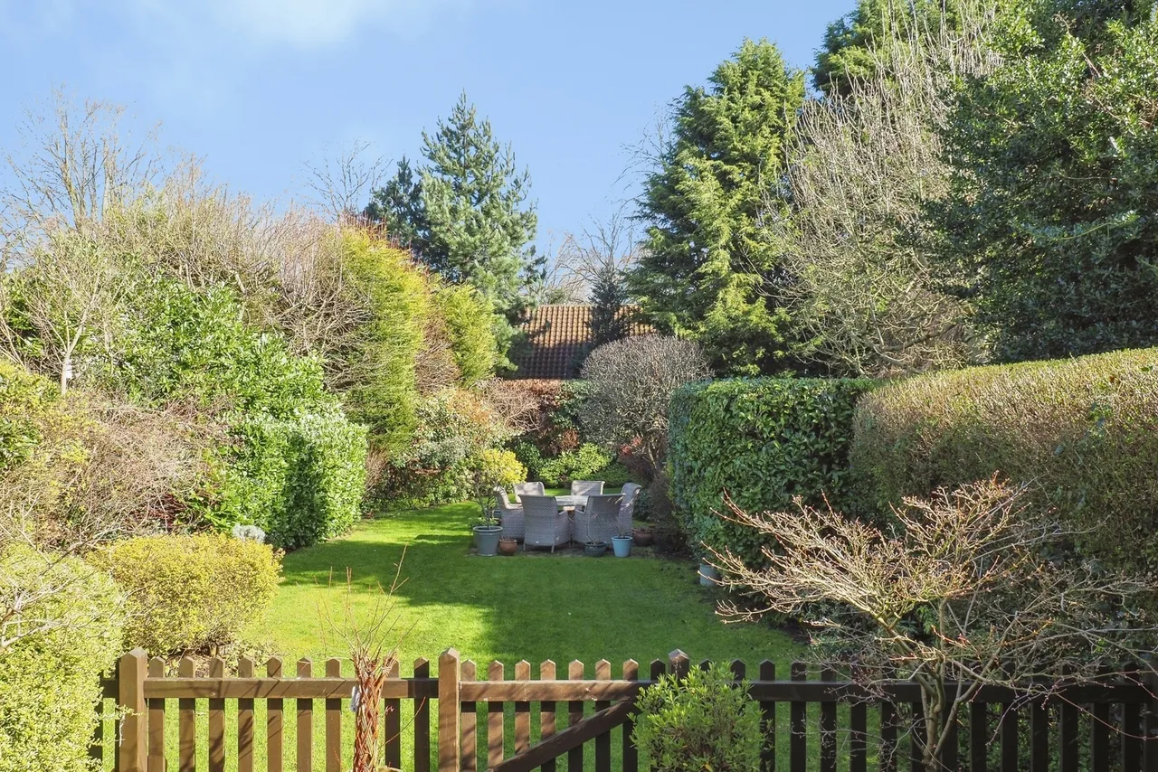 Wollaton Road, Wollaton, Nottingham, NG8, photo 24