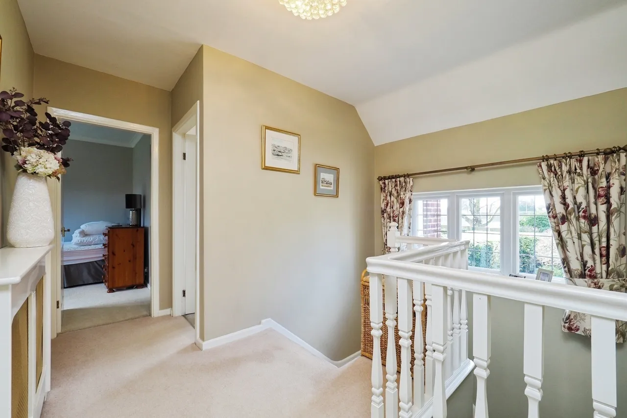 Wollaton Road, Wollaton, Nottingham, NG8, photo 13