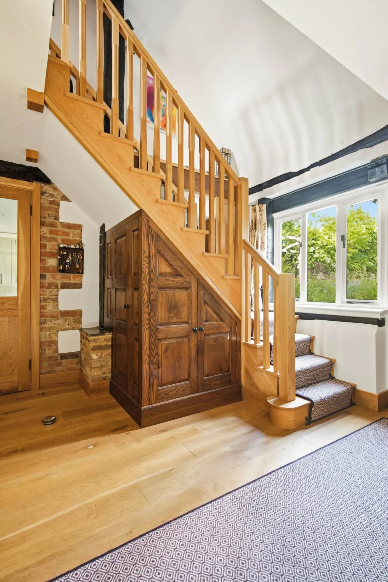 The Old Threshing Barn, Wingrave, photo 5