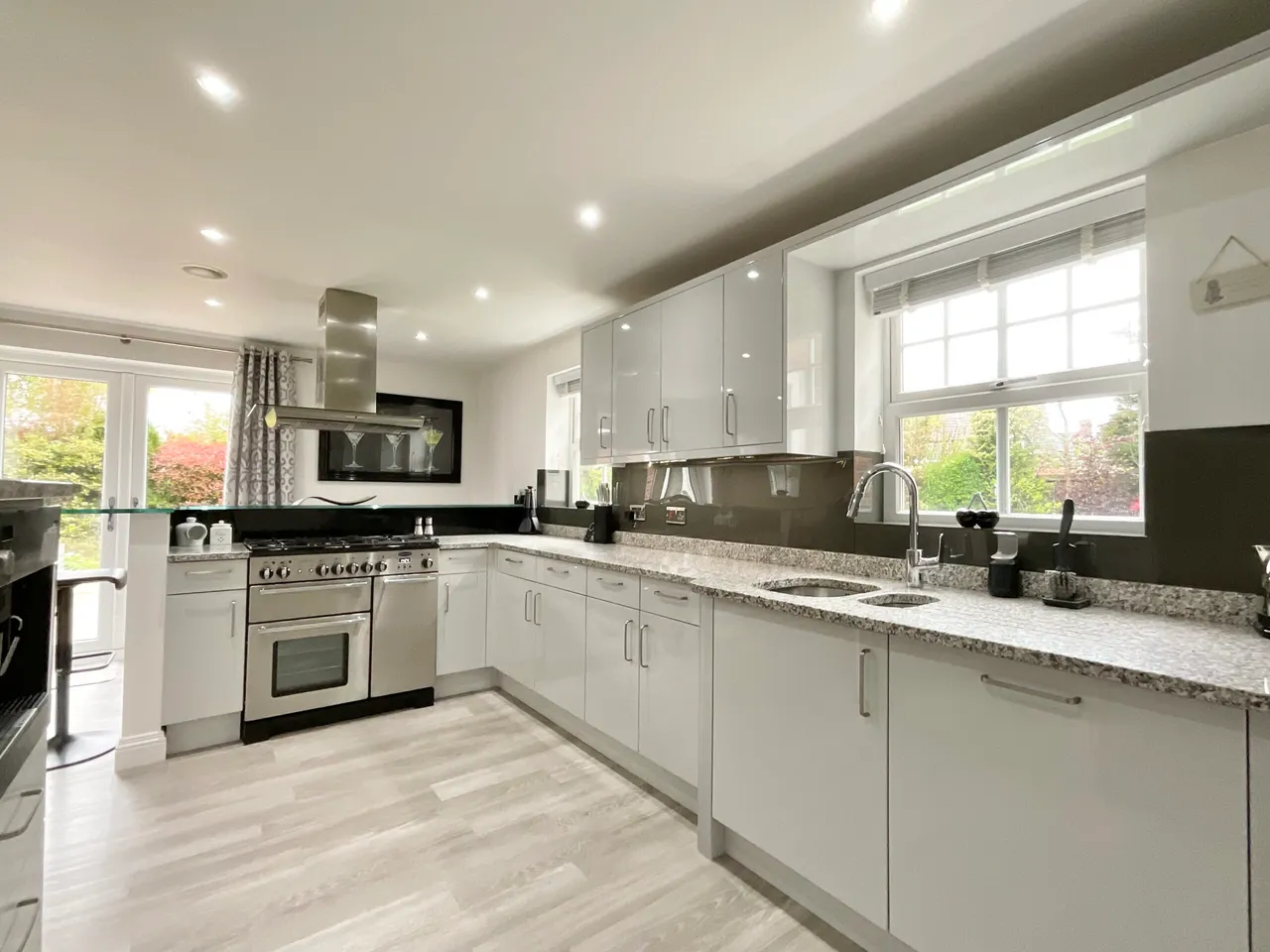 Kingsdown Close, Weston, CW2, photo 13