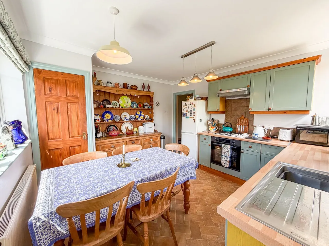Station Road, Whitwell, S80, photo 6