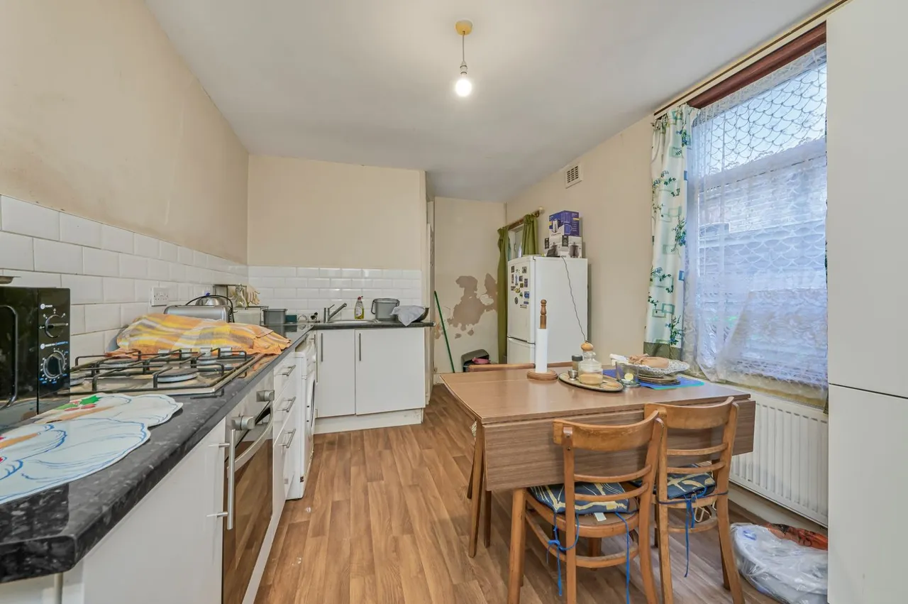 Lydden Grove, Wandsworth, London, SW18, photo 3