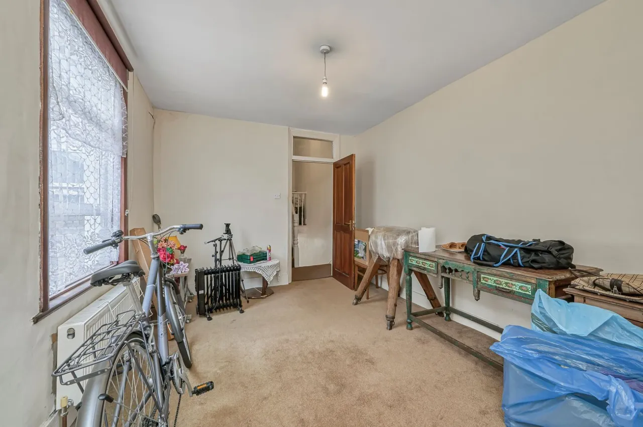 Lydden Grove, Wandsworth, London, SW18, photo 5