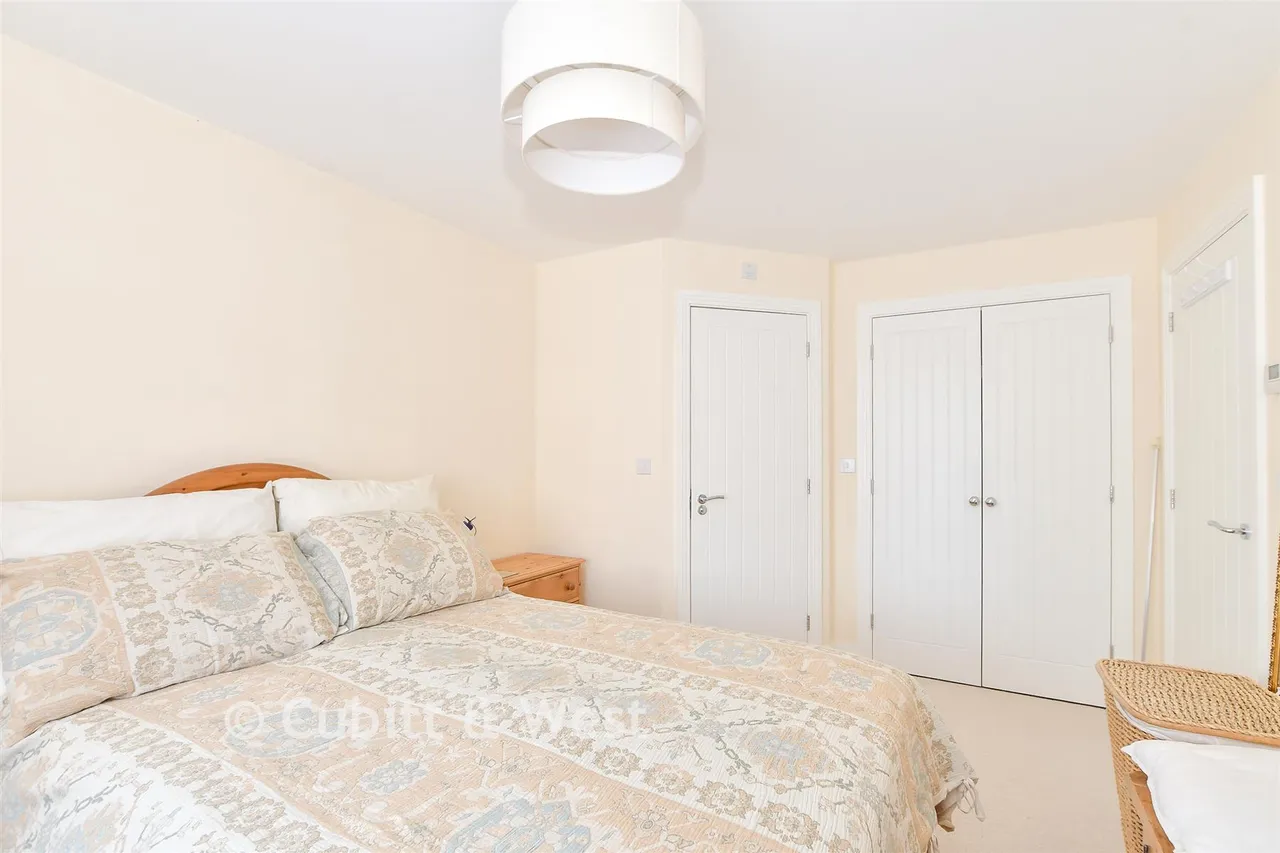 Charters Gate Way, Wivelsfield Green, RH17, photo 9