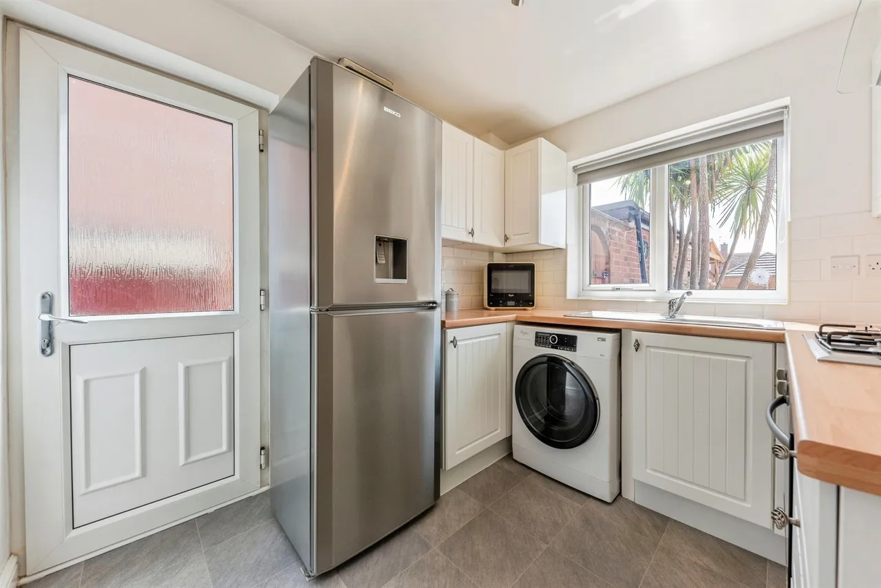 Ambleside Close, Sleaford, photo 8