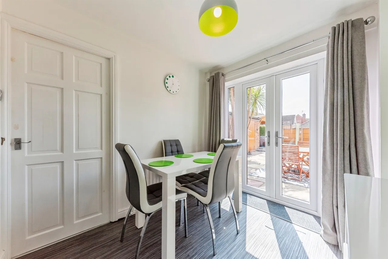 Ambleside Close, Sleaford, photo 6