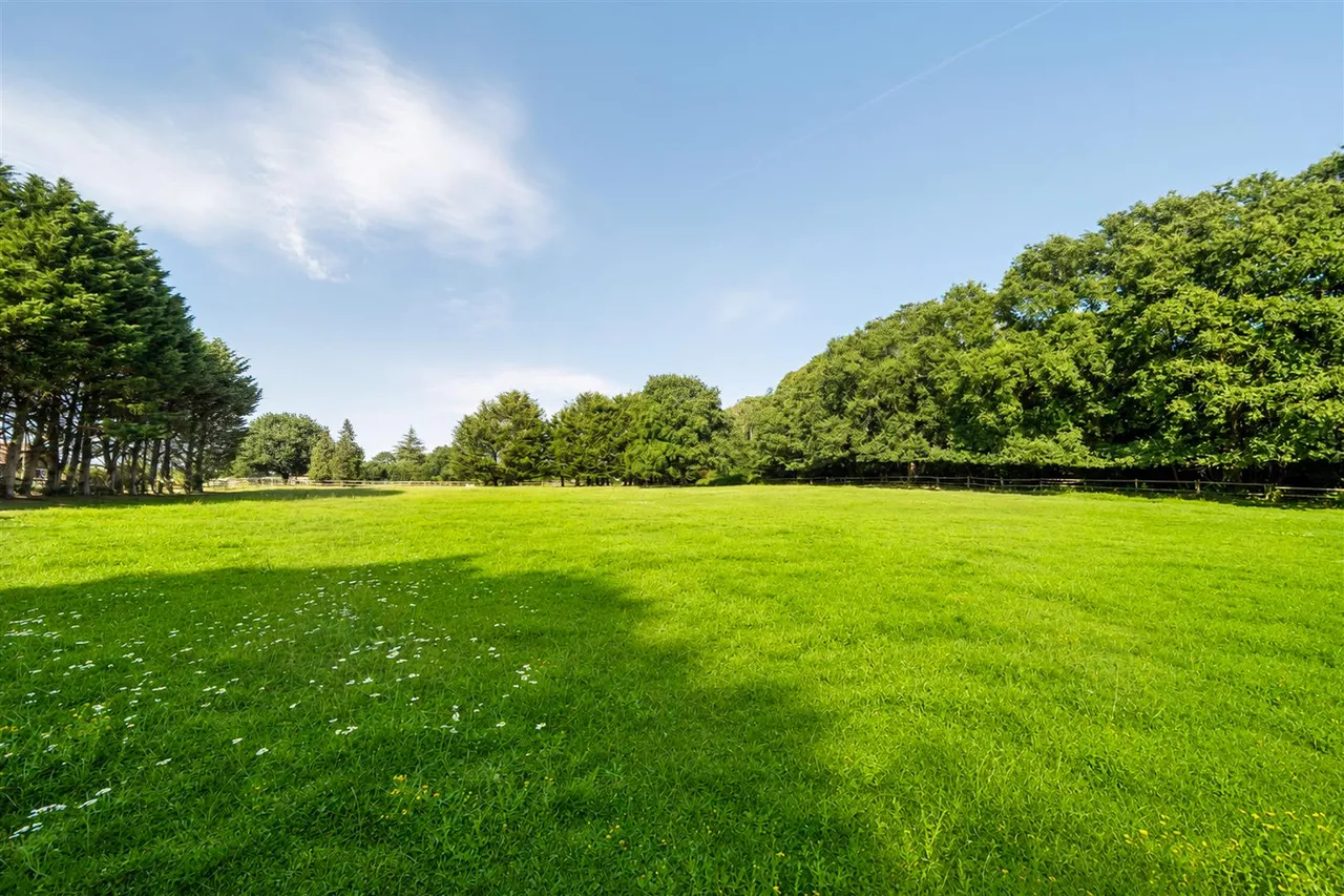 Southwick Road, North Boarhunt, photo 19