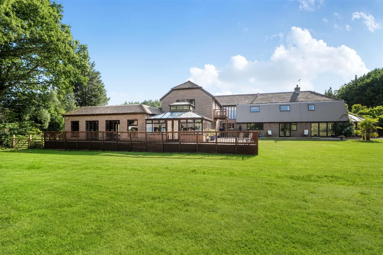 Southwick Road, North Boarhunt, photo 18