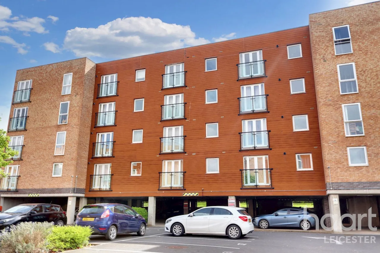 Pavilion Close, Leicester, LE2, photo 2