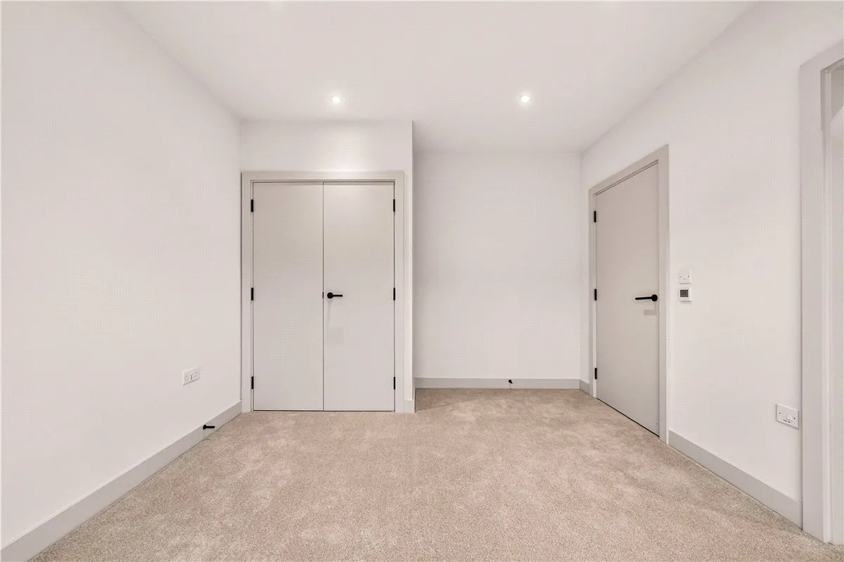 Ballast Road, Erith, DA8, photo 17