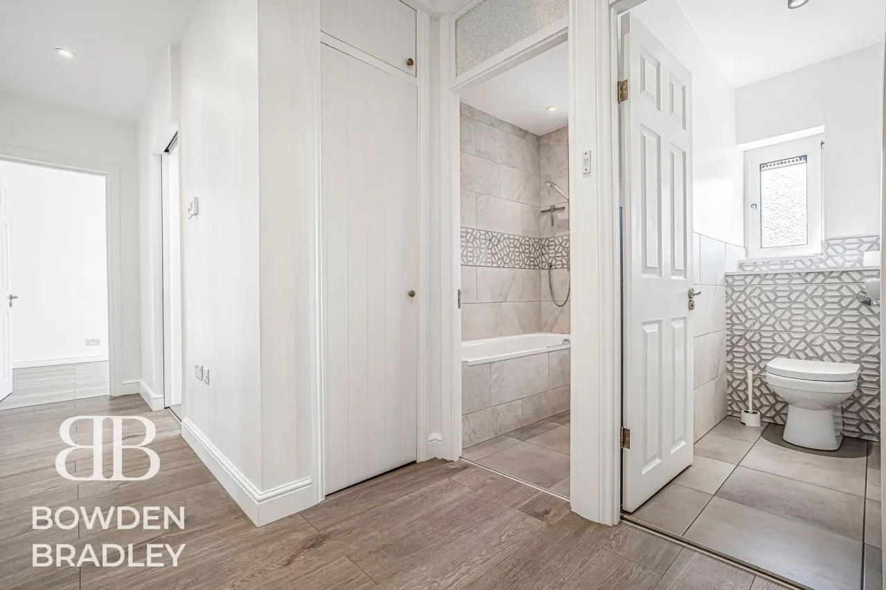 Aragon Drive, Hainault, IG6, photo 19