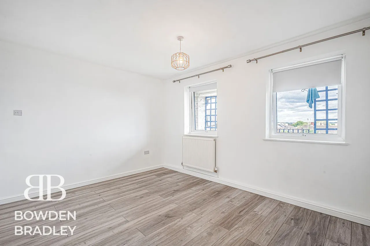 Aragon Drive, Hainault, IG6, photo 23