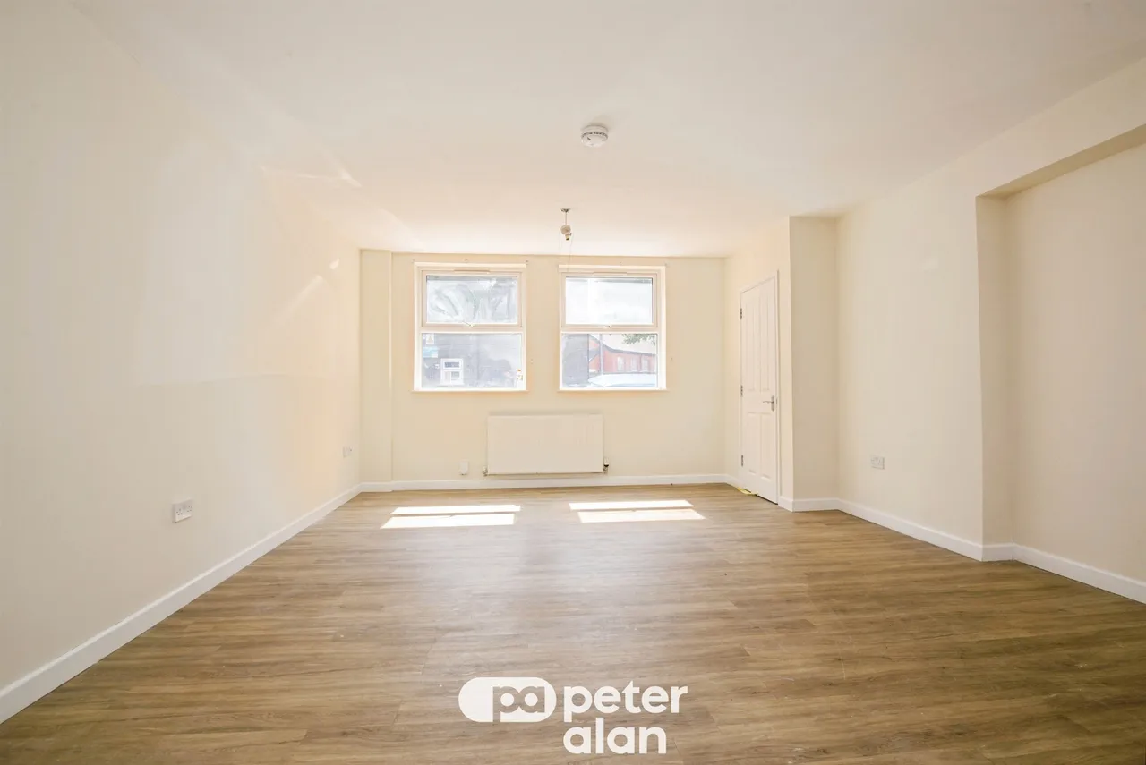 Elm Street, Cardiff, CF24, photo 5
