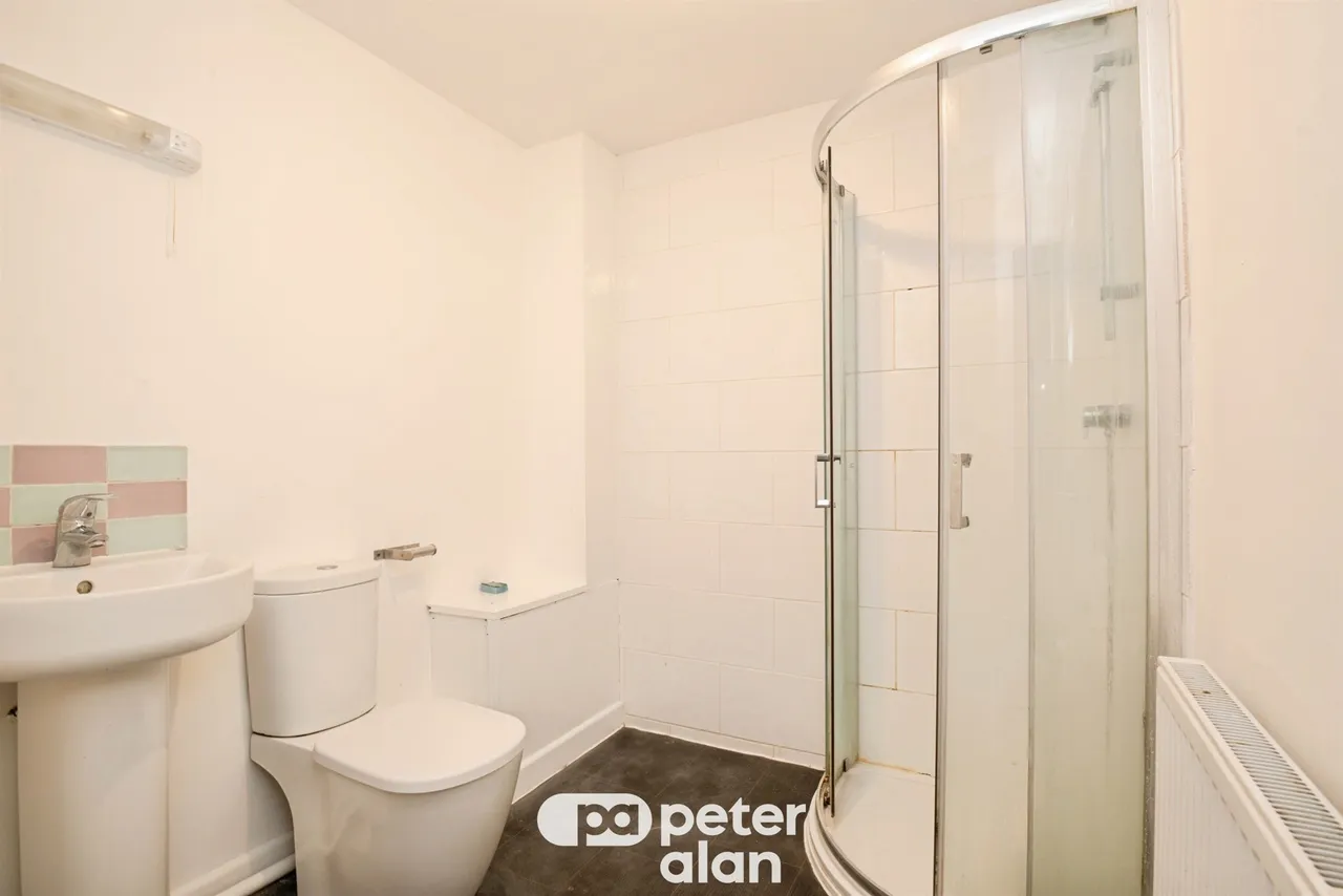 Elm Street, Cardiff, CF24, photo 13