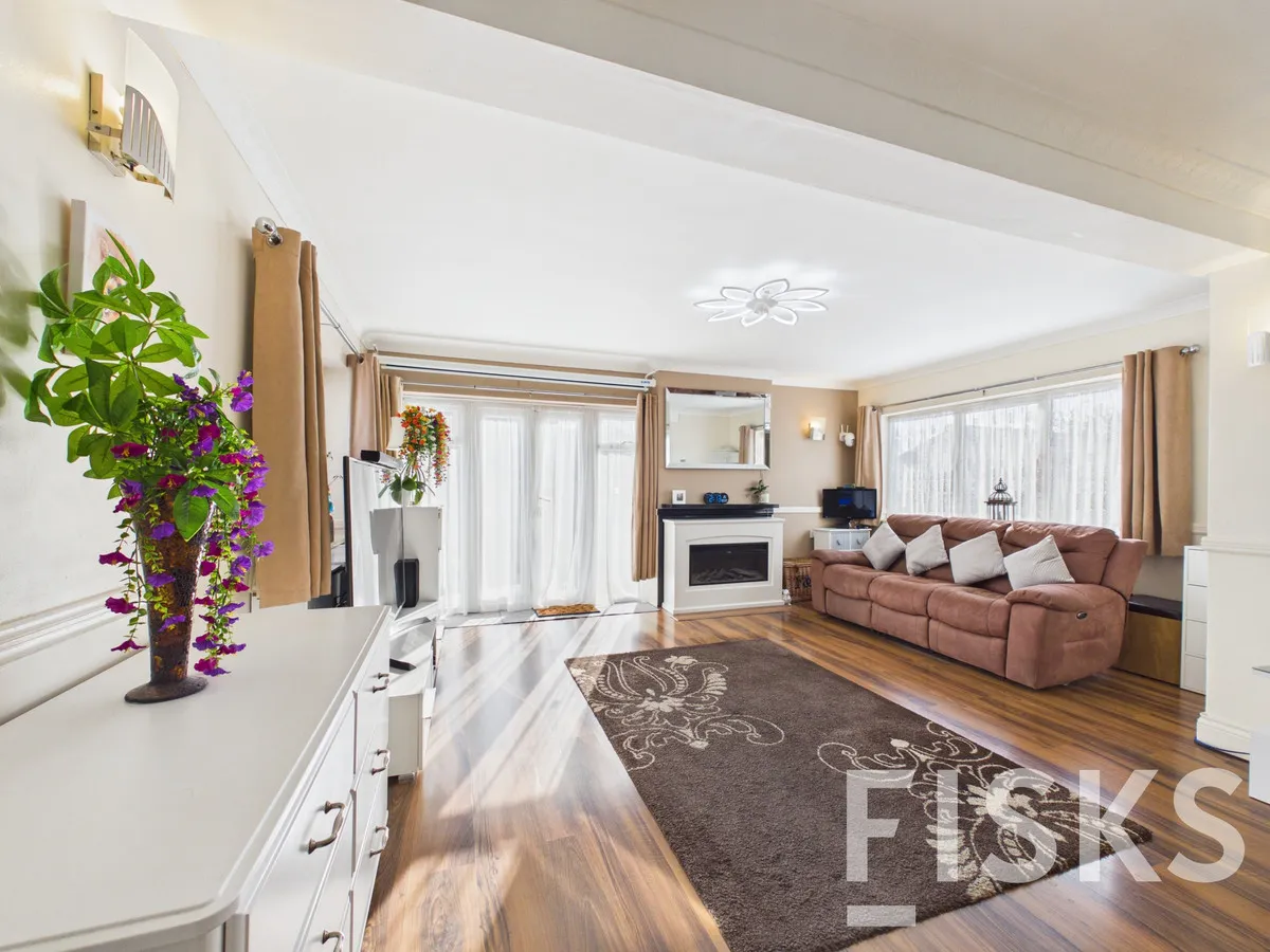 Westwood Road, Canvey Island, SS8, photo 2