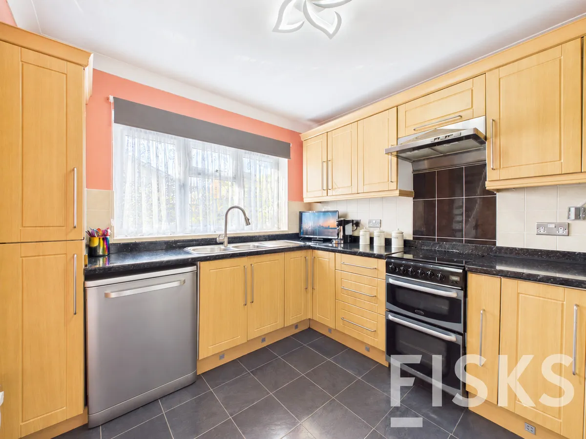 Westwood Road, Canvey Island, SS8, photo 6